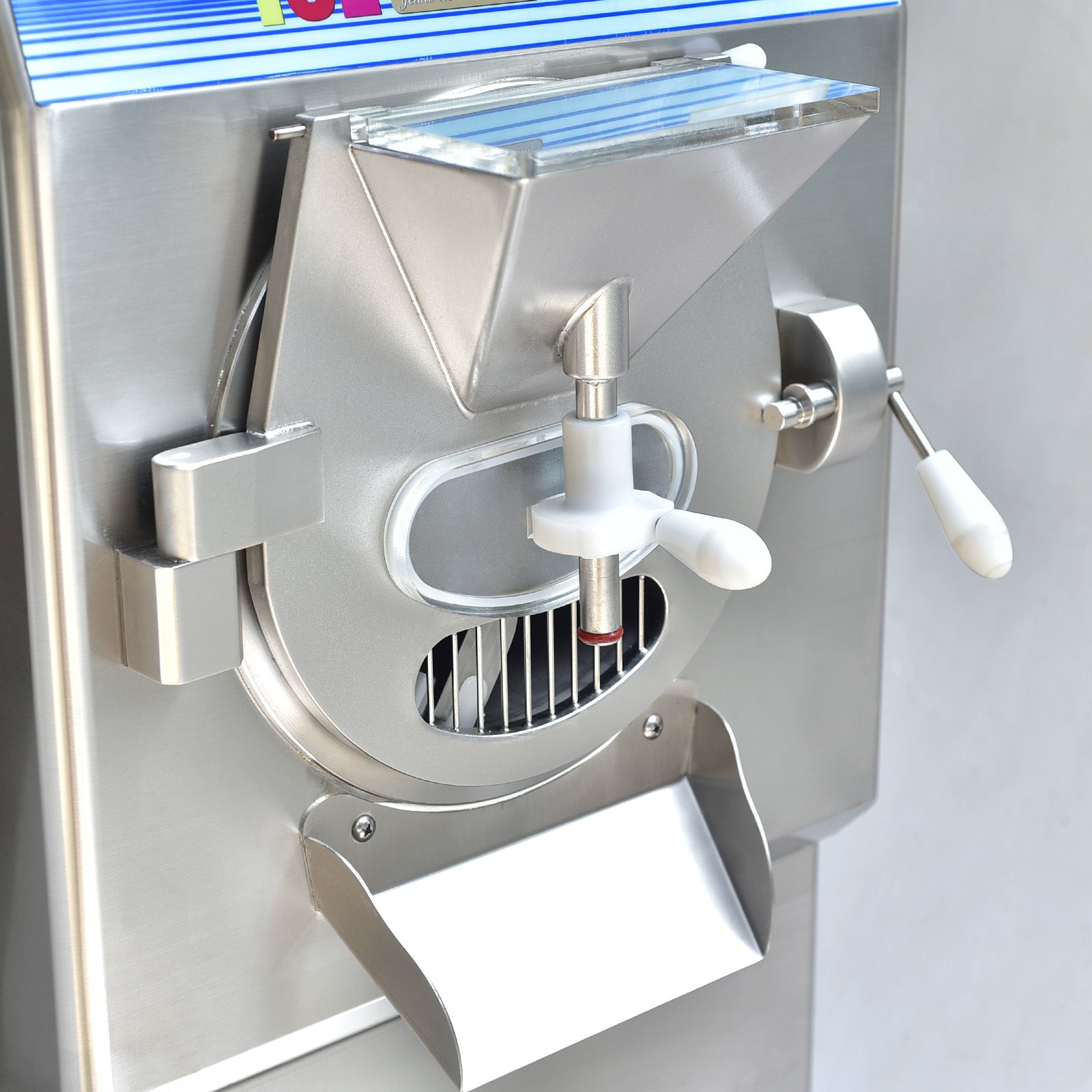 Machine à Crème Glacée Commerciale VEVOR 34-44L/h 1850 W 3 Saveurs Machine A Glace Italienne Tremie 2x9l Panneau Led Utilisation A Un Seul Cylindre 92019681 Machine à Crème Glacée Commerciale VEVOR 34-44L/h 1850 W 3 Saveurs Machine A Glace Italienne Tremie 2x9l Panneau Led Utilisation A Un Seul Cylindre 92019681